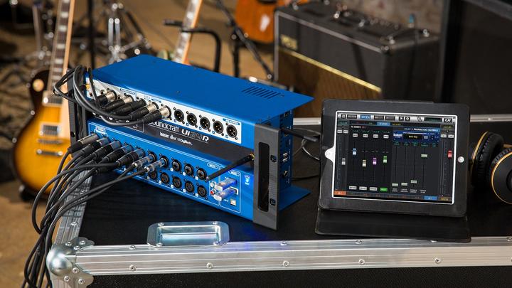 Actual product image Soundcraft Ui24R (Studio- and Livemixer)