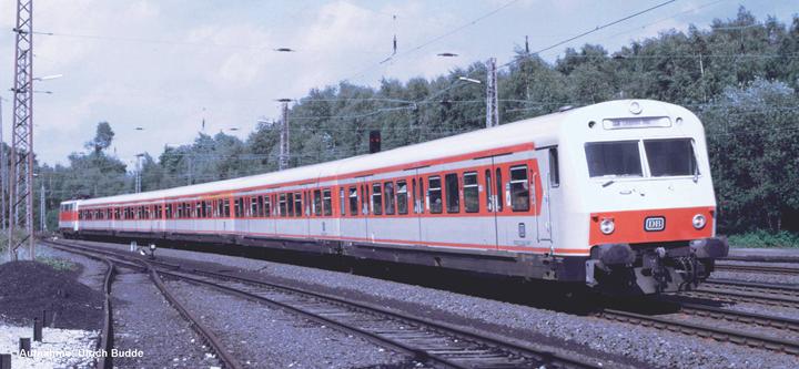 Produktbild Piko H0 SBahn XWagen Steuerwagen 2. Klasse der (Spur H0)