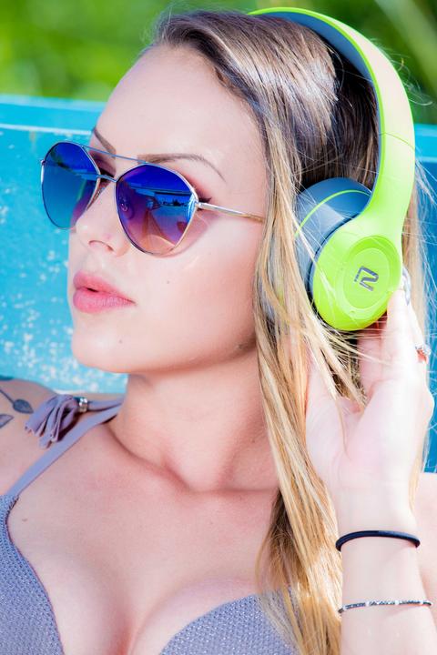 Actual product image ready2music Rival (15 h, Wireless)