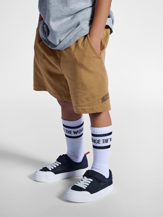 Actual product image hummel stmOCEAN SHORTS (116)