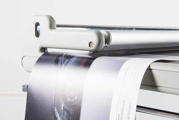 Actual product image Neolt Manual Trim 200 roll cutter, cutting length 200 cm with foot, without (Plotter rolls)