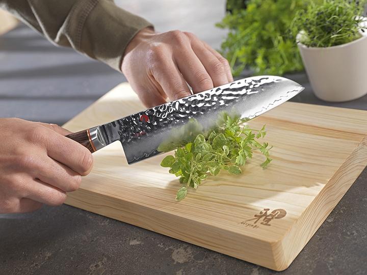 Actual product image Miyabi 6000MCT Santoku (18 cm)