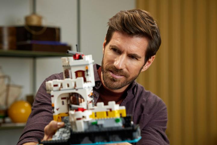 Image du produit LEGO Forteresse Eldorado 10320 (10320, LEGO Icons, LEGO difficiles à trouver)