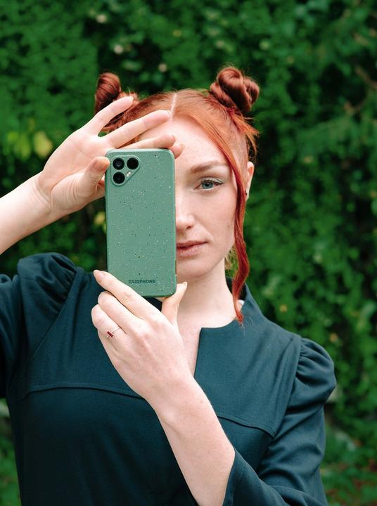 Actual product image Fairphone 4 (256 GB, Green Speckled, 6.30", SIM + eSIM, 48 Mpx, 5G)