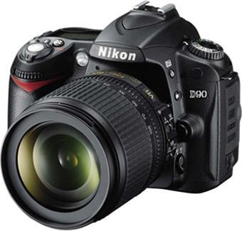 Produktbild Nikon D90, 18-105mm KIT