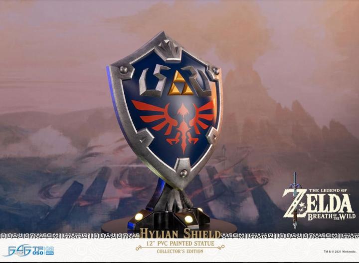 Actual product image First 4 Figures Zelda Breath of the Wild Hylian Shield - Collector Edition