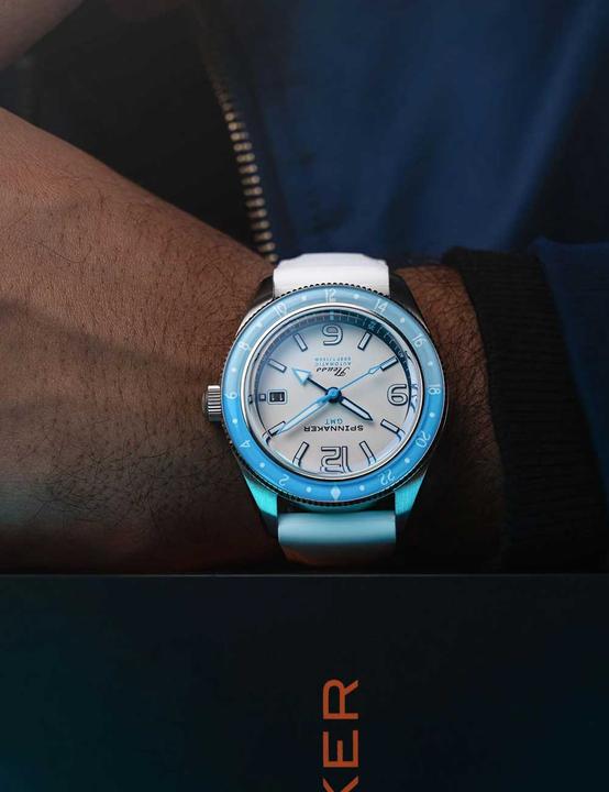 Produktbild Spinnaker SP-5120-22 Fleuss GMT (Taucheruhr)