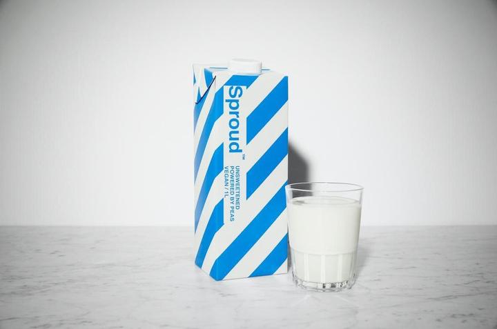 Actual product image Sproud Unsweetened drink based on peas (1 x 100 cl)