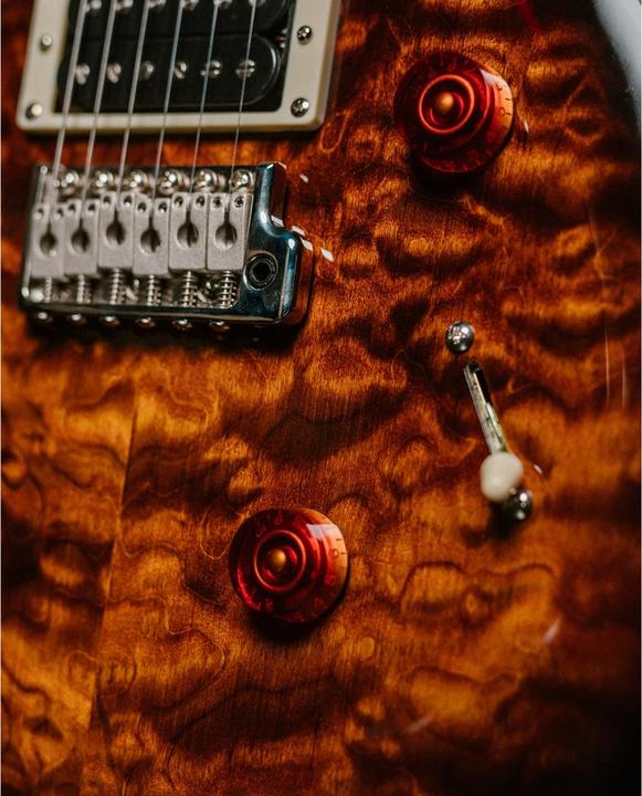 Actual product image PRS SE Custom 24 Quilt (Electric guitar, Mahogany, Ebony, Maple)