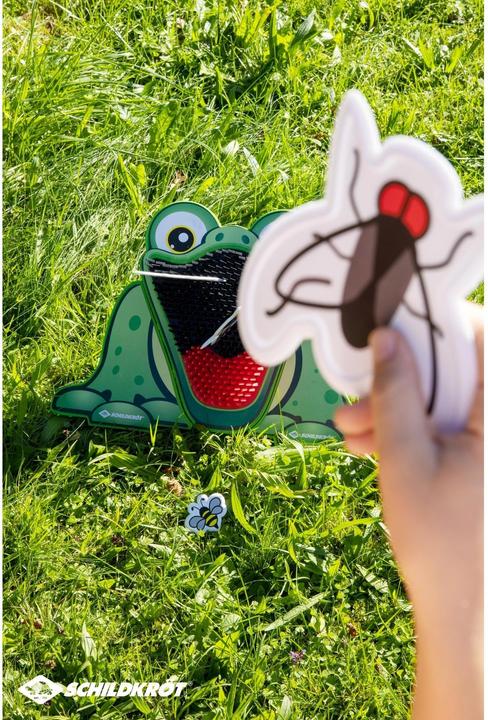 Actual product image Schildkröt Throwing game Feed the frog