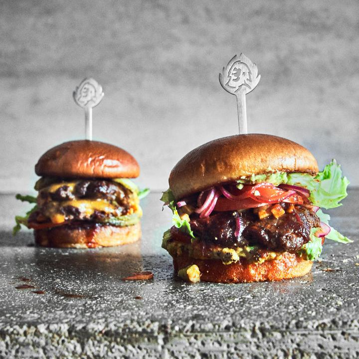 Actual product image Burnhard Burger set