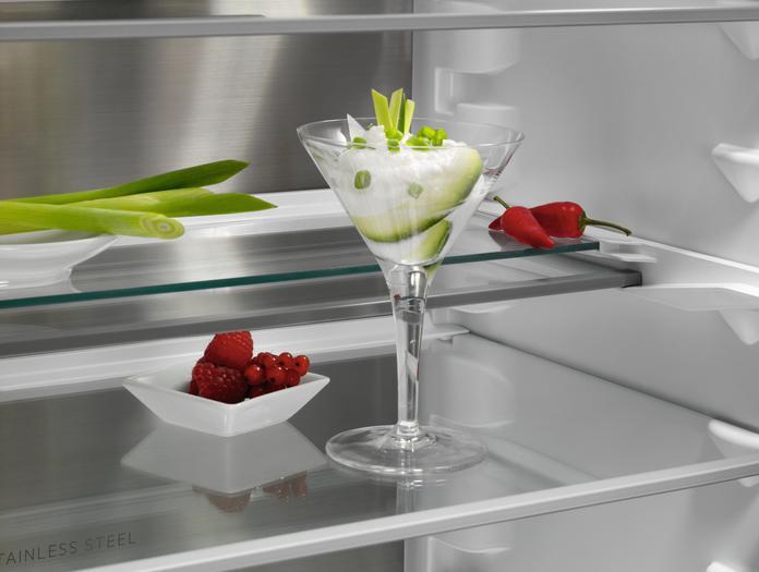 Immagine prodotto AEG TSC8M181CC Frigorifero-congelatore da incasso / Serie 8000 con raffreddamento a 360° / 1780 mm / (244 l)