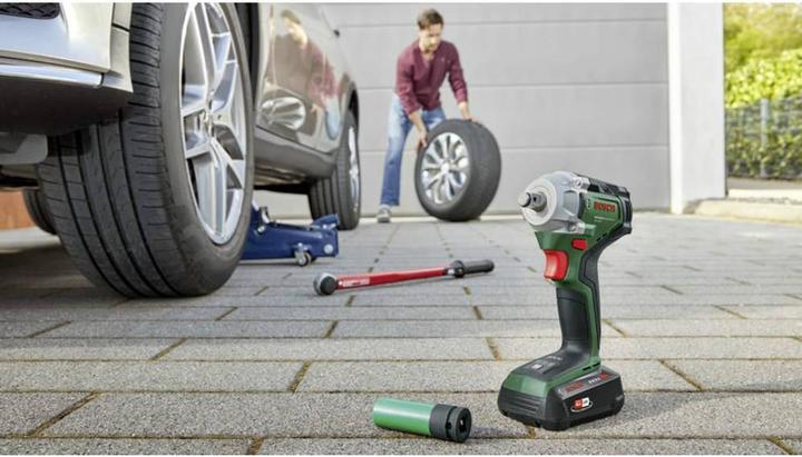 Produktbild Bosch Home & Garden UniversalImpactDrive 18V-350 (Akkubetrieb)