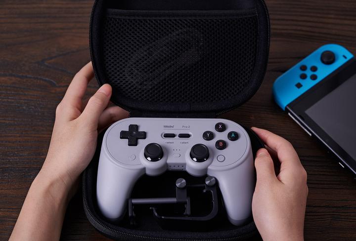 Actual product image 8bitdo Pro2 Gamepad G (Android, Switch, Steam Machine, PC, Raspberry Pi 3)