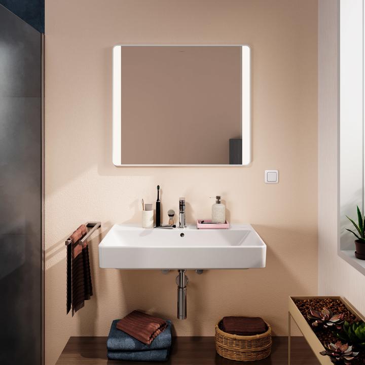Produktbild hansgrohe Xarita Lite Q Spiegel, seitliche LED-Belechtung, 800x30x700mm, Wandschalter