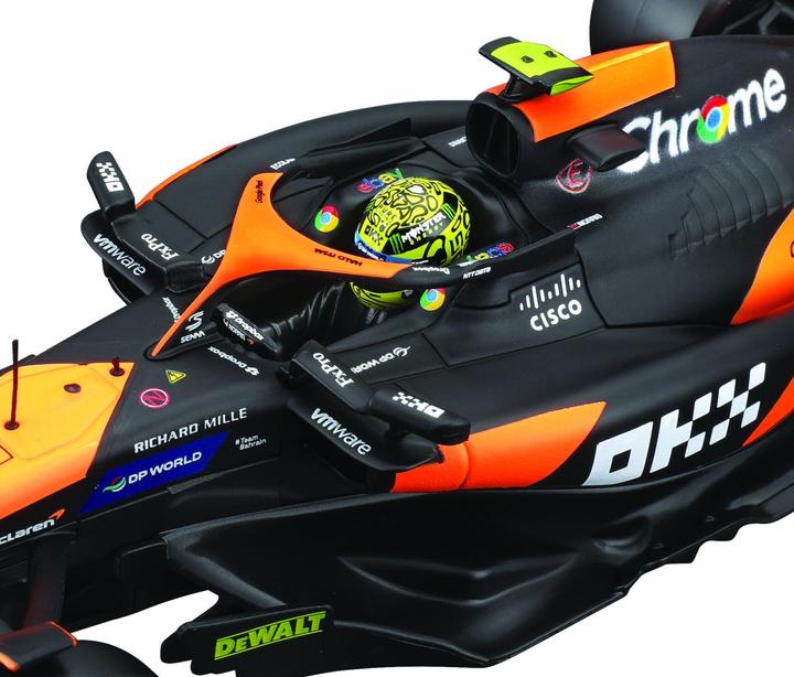 Actual product image Bburago McLaren F1 Team MCL38 1/24 Norris 2024