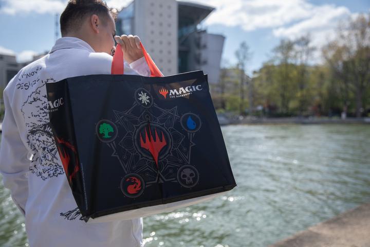 Actual product image Konix Magic The Gathering - Shopping Bag