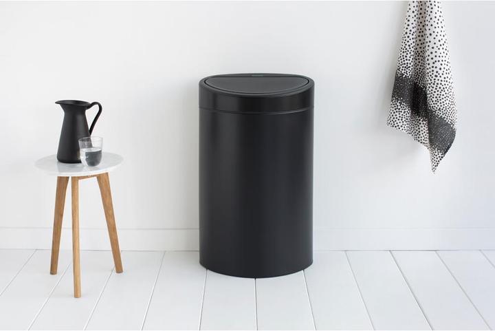 Actual product image Brabantia Touch Bin (40 l)