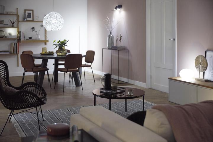 Produktbild Philips Hue Fugato Basis BT (700 lm, GU10)