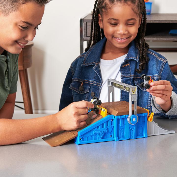 Image du produit Spin Master Monster Jam - Mini Flip & Go