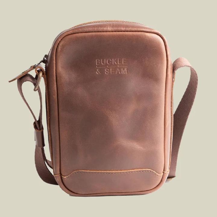 Image du produit Buckle & Seam Leder Crossbody Bag Runner Braun/Dots