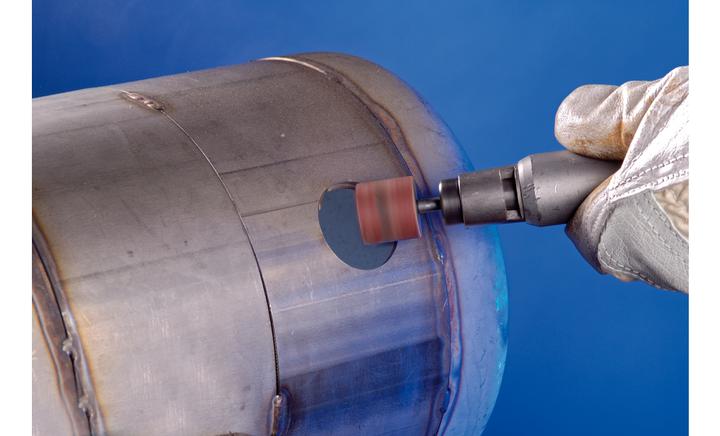 Produktbild Pferd Schleifhülse GSB-A D15xH30mm Körnung 80 Korund A max. Drehzahl 36000 min-¹ (80)