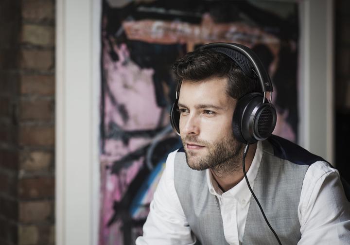 Actual product image Philips Fidelio X2HR/00 (Cable)