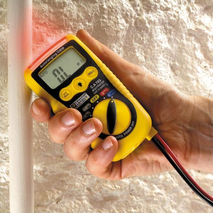 Actual product image Chauvin Arnoux Hand-held multimeter C.A 702 Calibr (CAT IV 600V, CAT III 1000V)