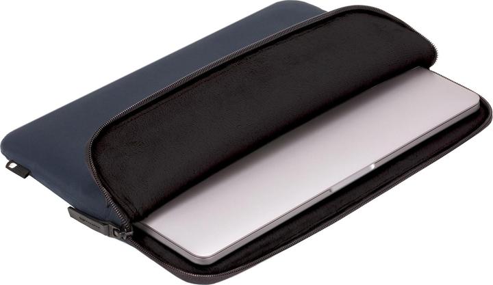 Actual product image Incase Compact Sleeve in Flight Nylon for MacBook Pro 14" 2021 (14", Apple)