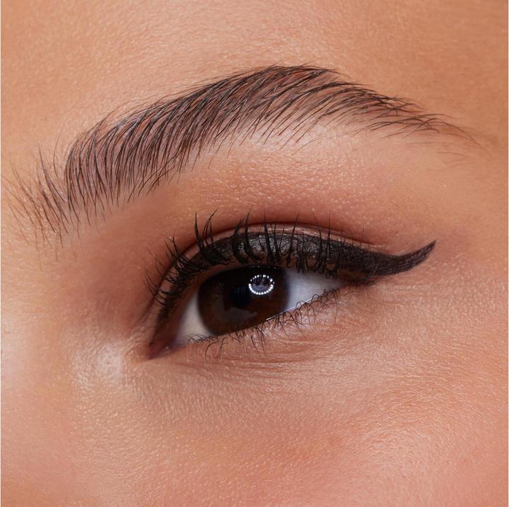 Produktbild essence Princess Liner (01 Black)