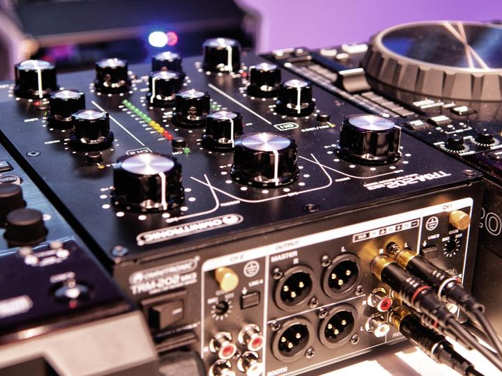 Produktbild Omnitronic Trm-202 Mk3 (Battlemixer)