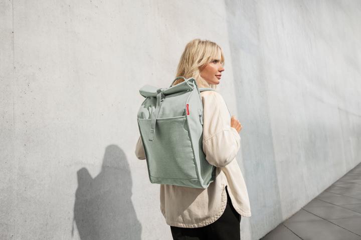 Actual product image reisenthel Rucksack urban rolltop Kunststoff grün 16,0 l (16 l)
