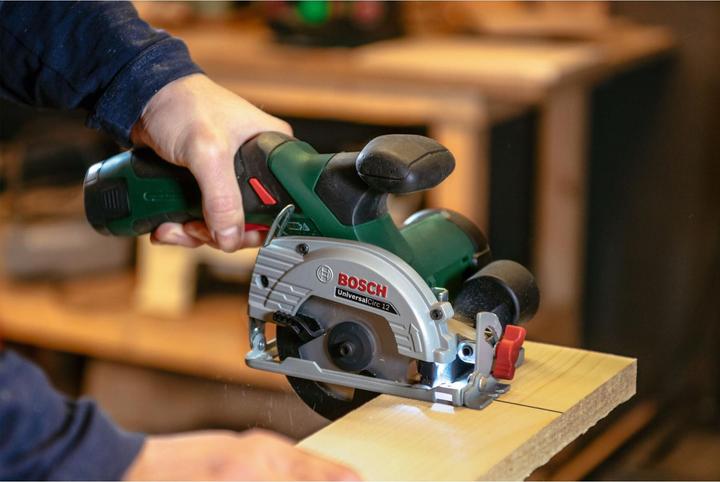 Produktbild Bosch Home & Garden UniversalCirc 12