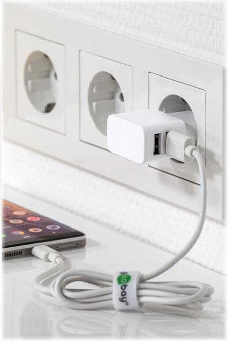 Actual product image Goobay Dual USB A Charger with Apple Lightning Cable (12 W)