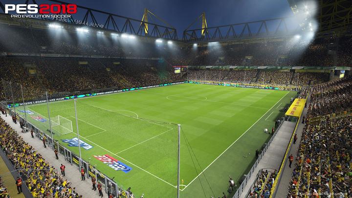 Image du produit Konami Pro Evolution Soccer 2018 Premium Edition Italien Xbox One (Xbox One S, Xbox One X, IT)