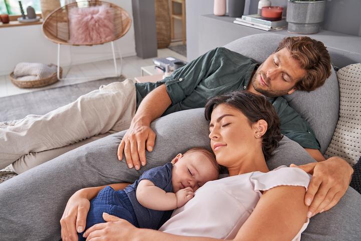 Actual product image Theraline Nursing Pillow "The Original" with Spelt Filling incl. Cover 190 cm (38 cm)