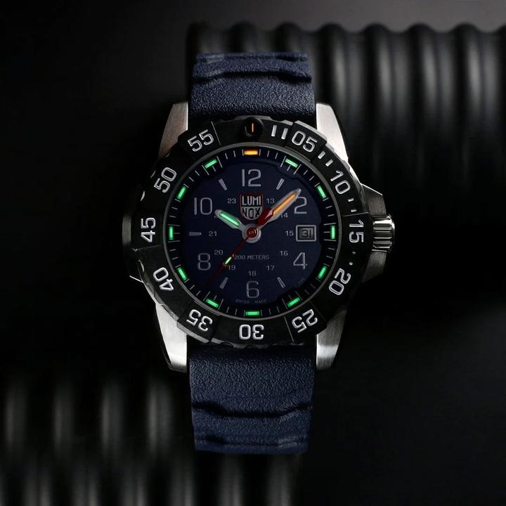 Image du produit Luminox Navy Seal Steel 3250 Series (Montre de plongée, 45 mm)