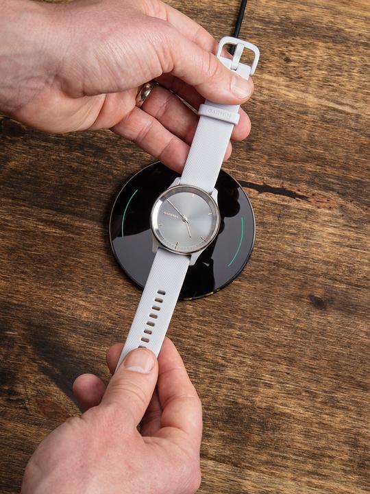 Produktbild Garmin Vivomove Trend (40 mm)