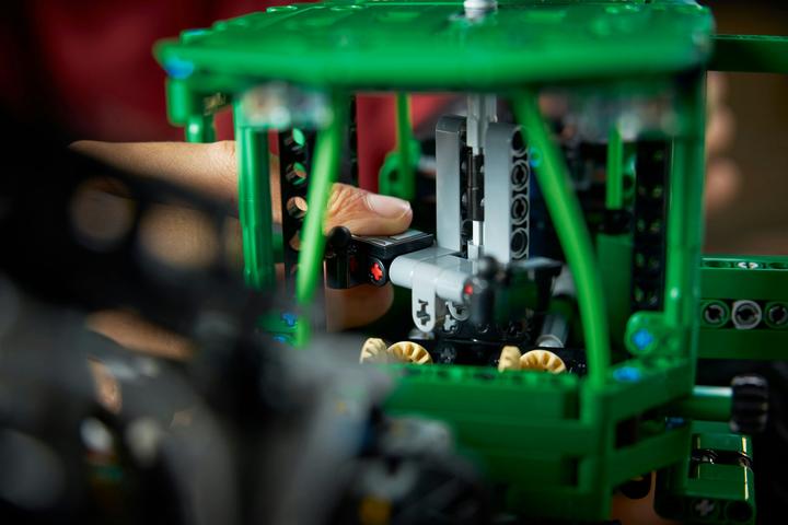 Immagine prodotto LEGO Skidder John Deere 948L-II (42157, LEGO Technic)