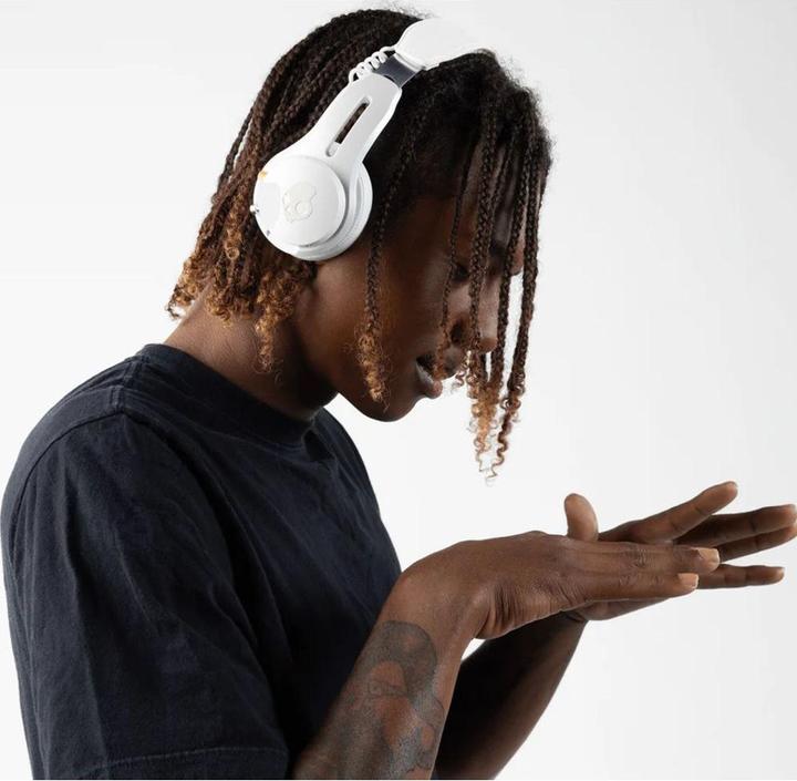 Actual product image Skullcandy Icon Anc Wireless On-Ear Bone/Orange (ANC, 60 h, Wireless)