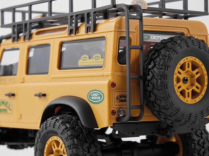 Image du produit FMS FCX24M Land Rover Defender 110 1:24 Camel Trophy Edition - RTR (RTR Prêt à fonctionner)