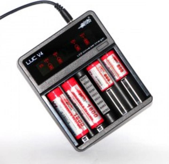 Efest Luc V4 charger for 4 batteries (1 pcs., Battery + charger)