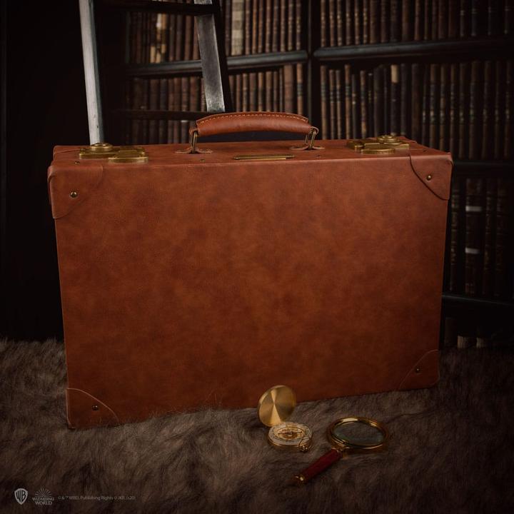 Actual product image Cinereplicas Fantastic Beasts: Newt Scamander Suitcase 1/1