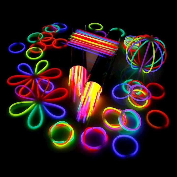 Actual product image Karaloon Glow stick set 20cm