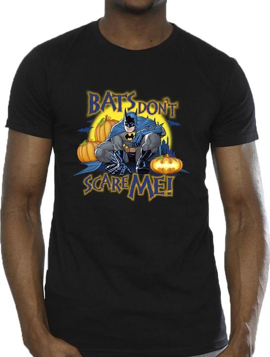 Actual product image Mens Batman Bats Don't Scare Me T-Shirt (M)