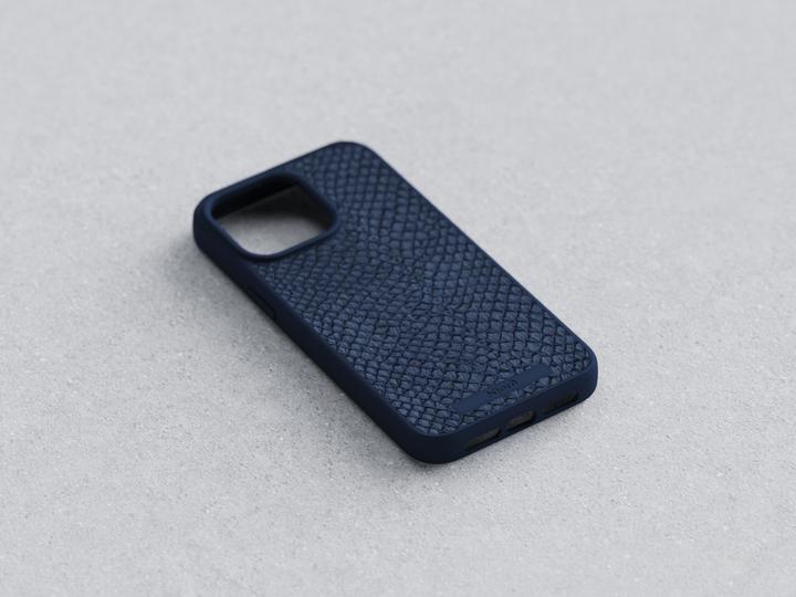 Produktbild Njord Salmon Leather Magsafe Case for iPhone 15 Pro, Blau (Apple iPhone 15 Pro)