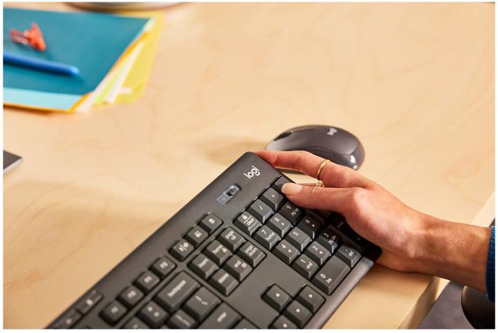 Actual product image Logitech MK370 Combo (Eng. Int., Cable)