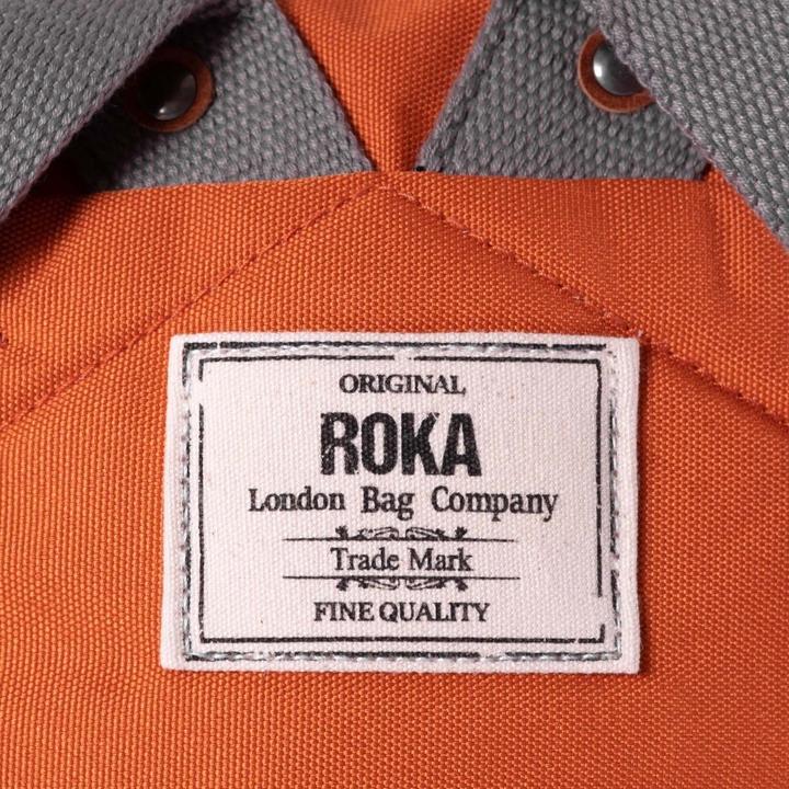 Immagine prodotto Roka London Finchley A Sustainable Atomic Orange 12-15 bottiglie riciclate (10 l)