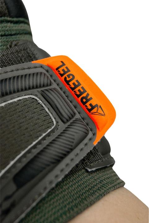 Produktbild Reusch Attrakt Freegel Silver Torwarthandschuhe Grün 5370035 5555 (10,5) (10.5)