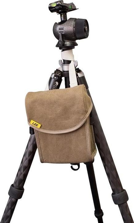 Actual product image Lee Filters Field Pouch Sand (15000 mm, Neutral density filter, 15000 mm)